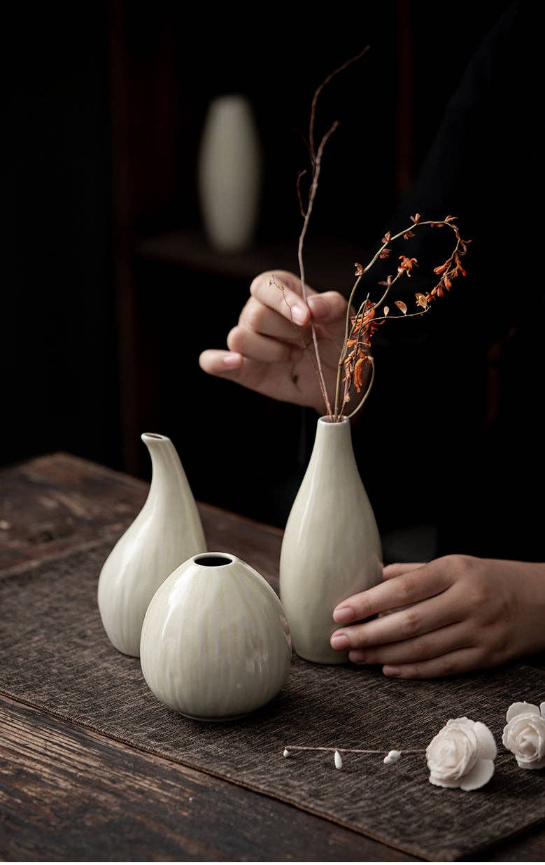 Classic White Table Vase | Taper