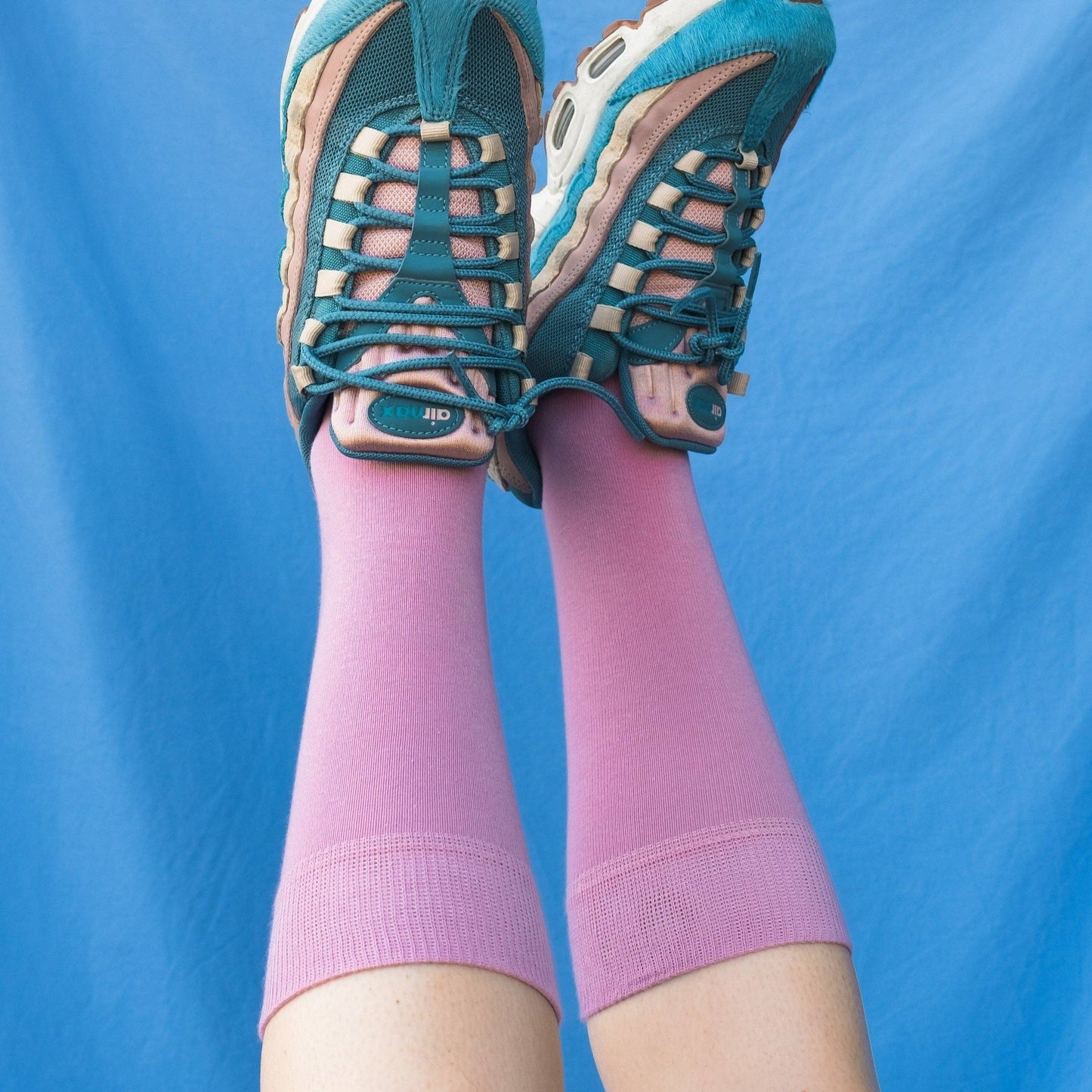 Solid Classic Socks | Pink