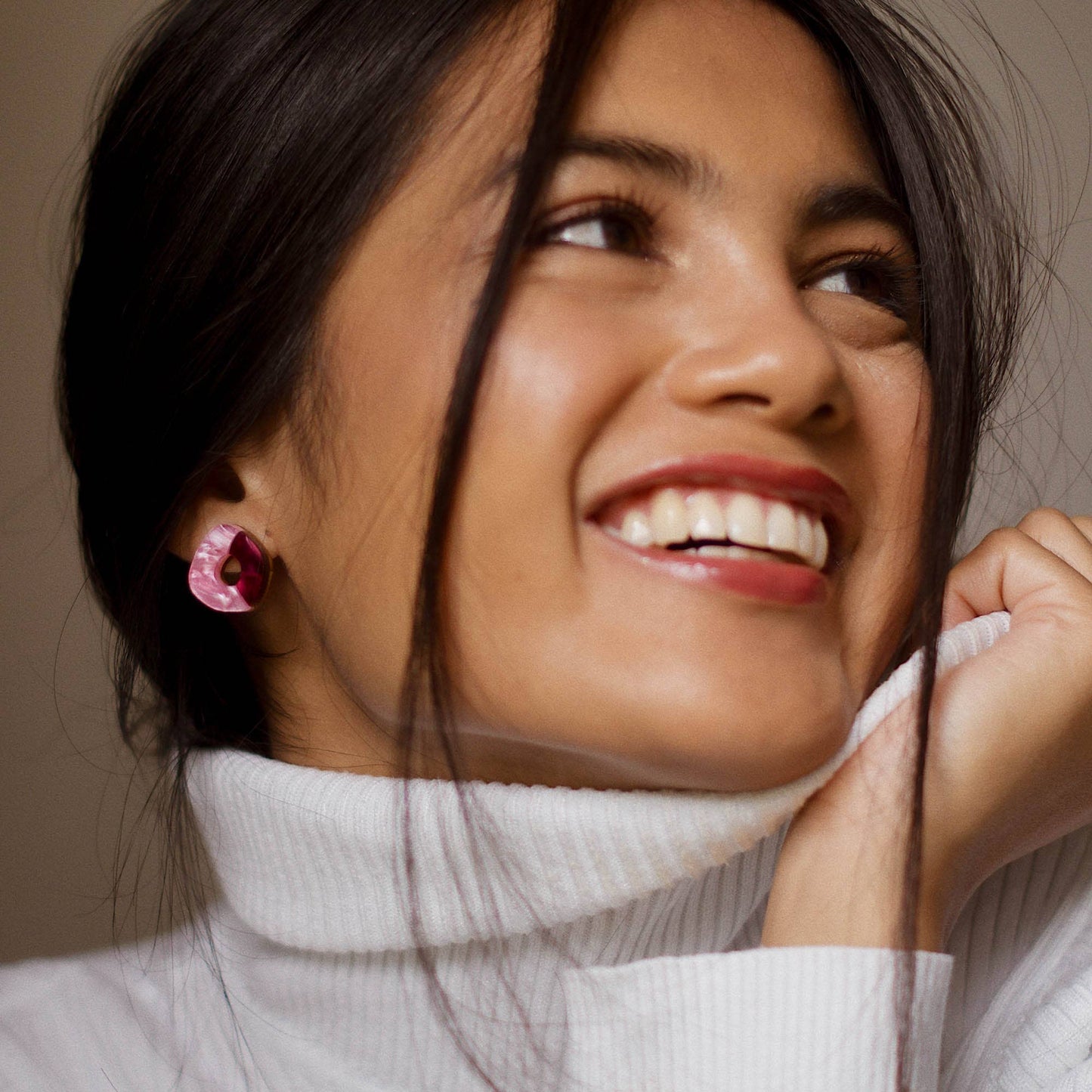 Oh Stud Earrings | Berry and Pink