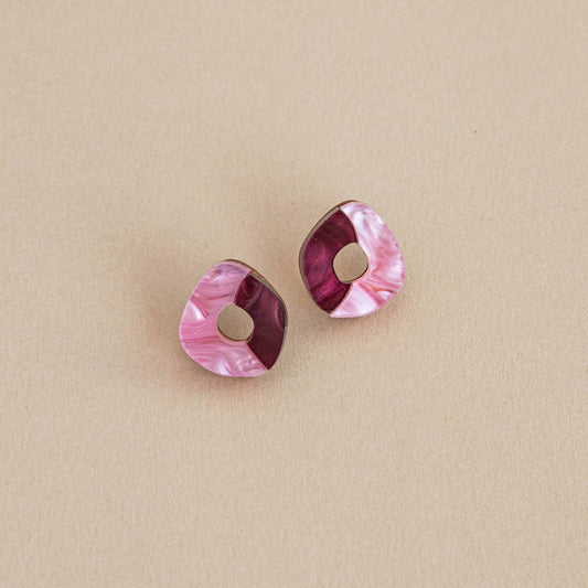 Oh Stud Earrings | Berry and Pink