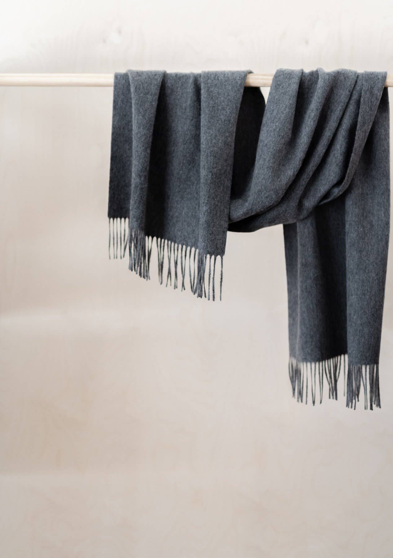 Lambswool Oversized Scarf |Charcoal Melange