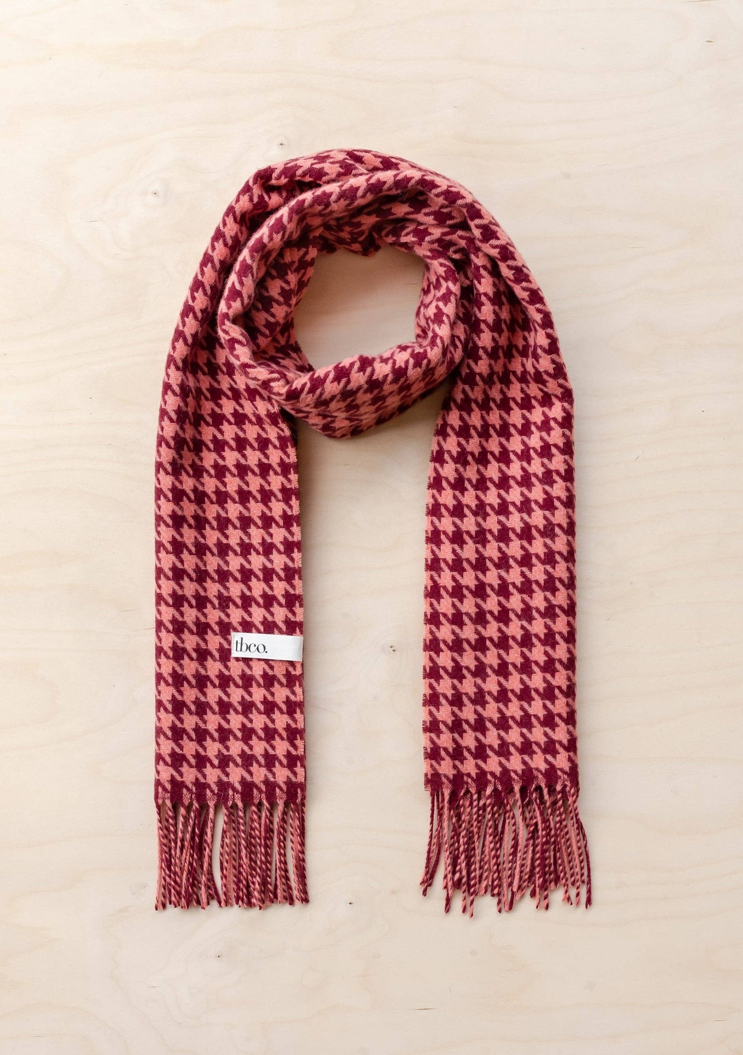 Lambswool Scarf | Berry Houndstooth